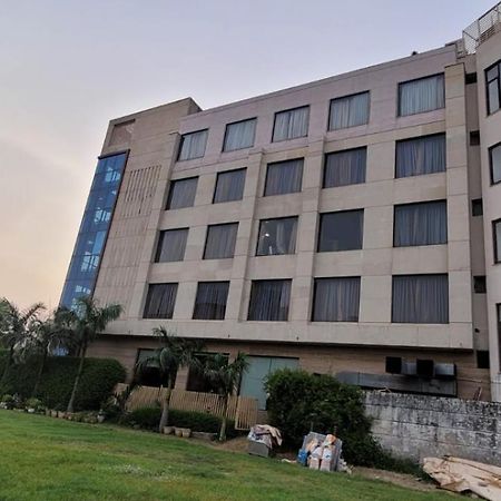 Hotel Maple Grand Agra  Esterno foto