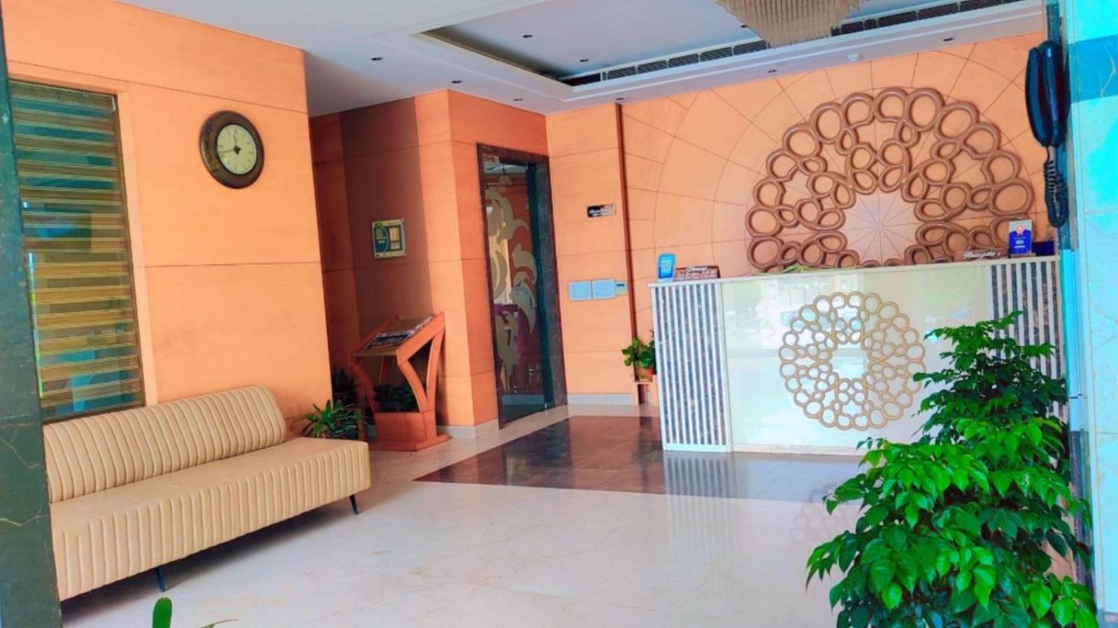 Hotel Maple Grand Agra  Esterno foto