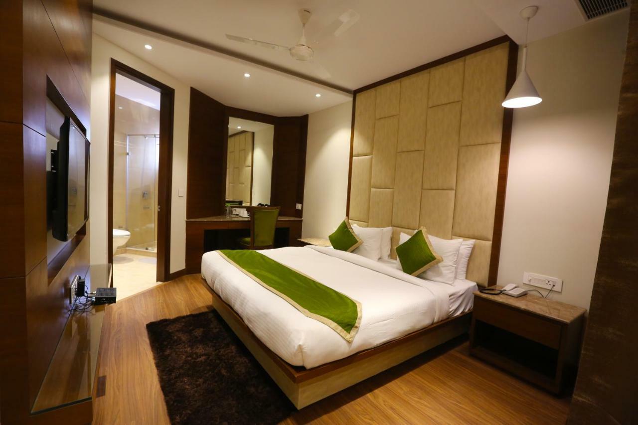 Hotel Maple Grand Agra  Esterno foto