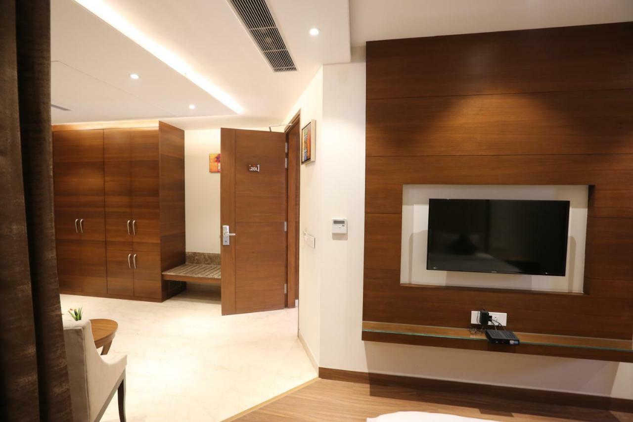 Hotel Maple Grand Agra  Esterno foto