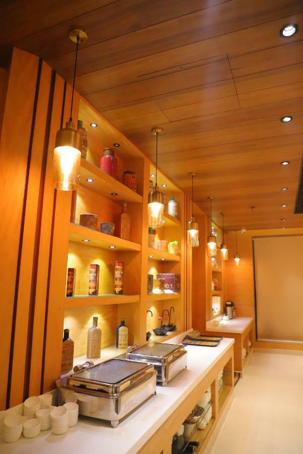 Hotel Maple Grand Agra  Esterno foto